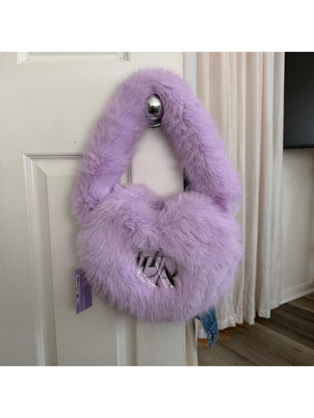 Huda beauty faux purple fur heart shaped shoulder bag